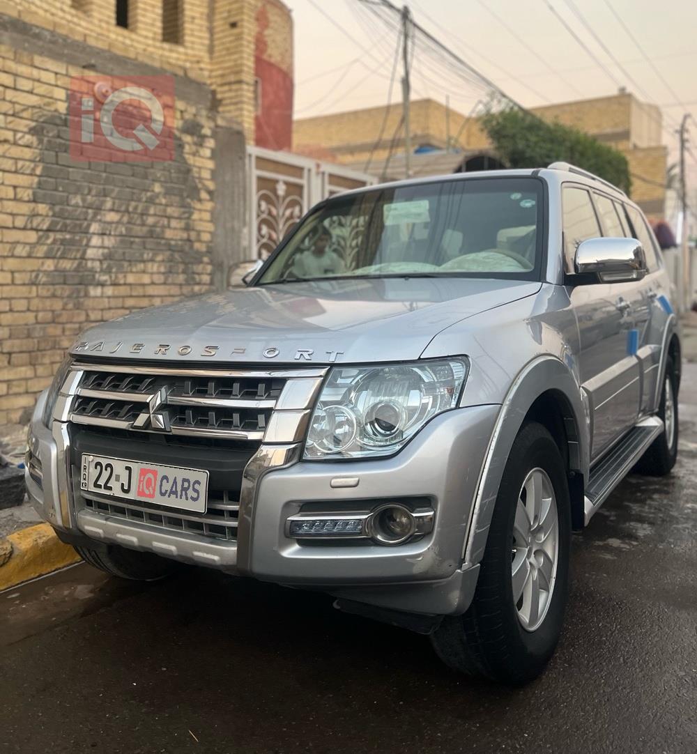 ميتسوبيشي باجيرو